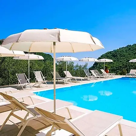 Sant'alfonso Hotel 4*